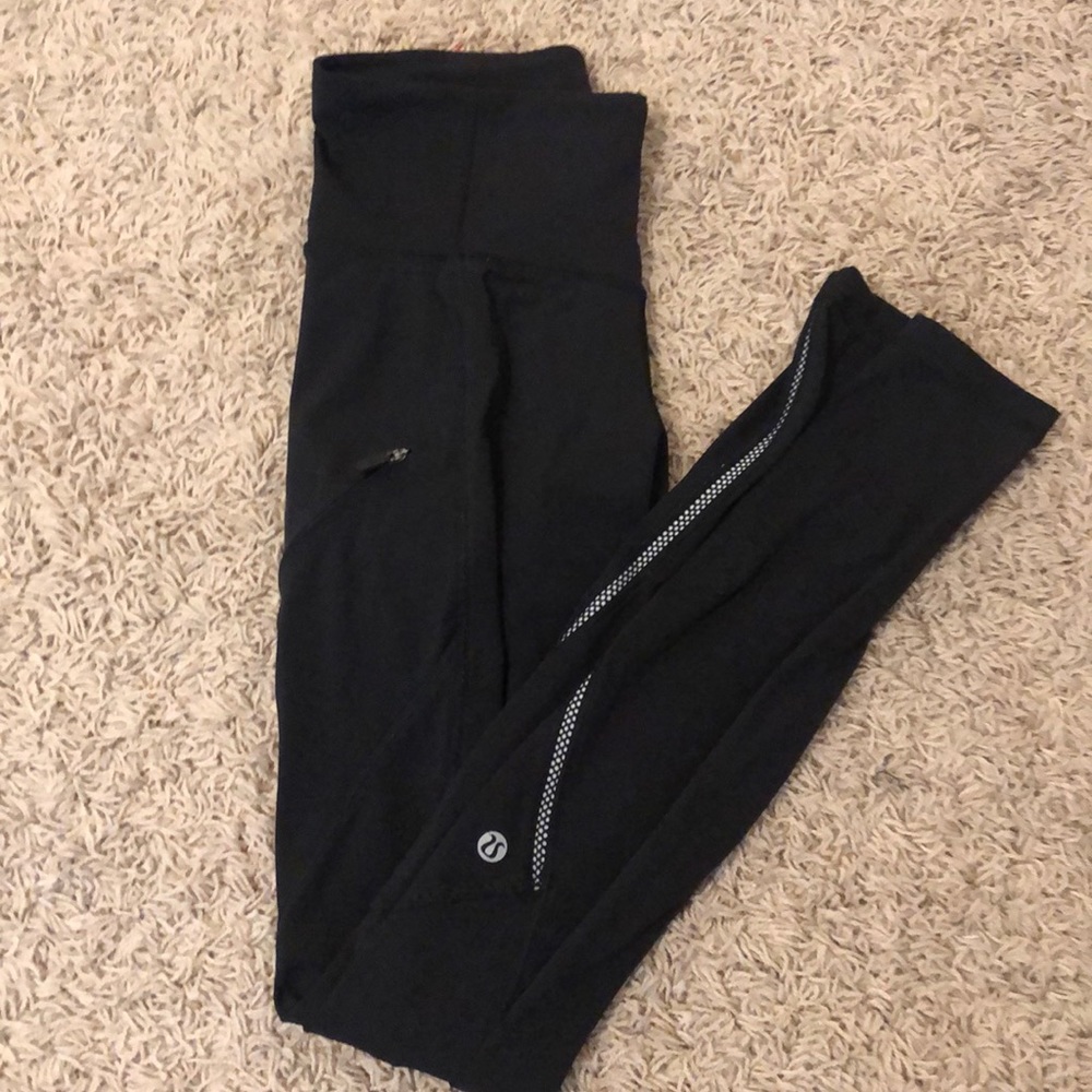NEW LULU LEGGINGS